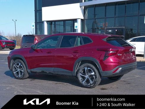 Used 2024 Chevrolet Trax RS w/ Driver Confidence Package image 3