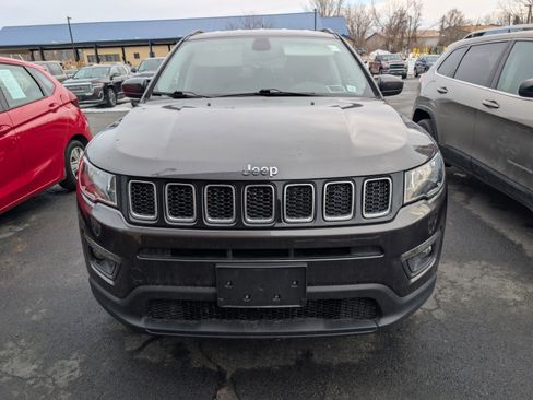 Used 2021 Jeep Compass Latitude w/ Convenience Group image 2