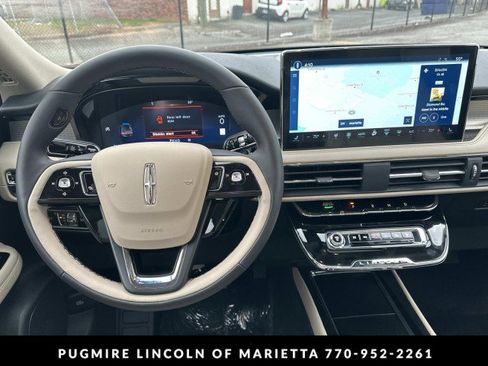 New 2026 Lincoln Corsair Premiere image 23