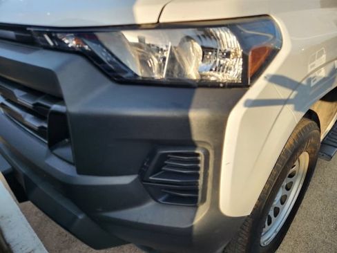 Used 2025 Chevrolet Colorado W/T w/ WT Convenience Package II RWD image 7