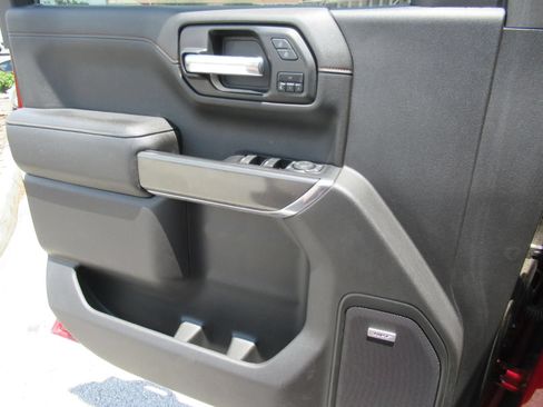 Used 2021 GMC Sierra 1500 AT4 w/ AT4 Preferred Package AWD/4WD image 21