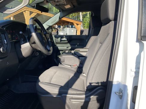 Used 2024 Chevrolet Silverado 1500 W/T w/ Trailering Package AWD/4WD image 13