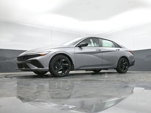 New 2026 Hyundai Elantra Sport image 10