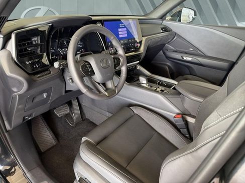 Certified 2026 Lexus TX 350 AWD w/ Technology Package image 10