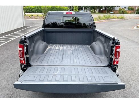 Used 2022 RAM 1500 Limited w/ Body-Colour Bumper Group AWD/4WD image 34