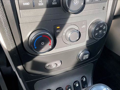 Used 2006 Chevrolet HHR LT w/ HHR Spring Edition Package image 17