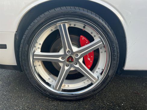 Used 2014 Dodge Challenger Rallye Redline image 9