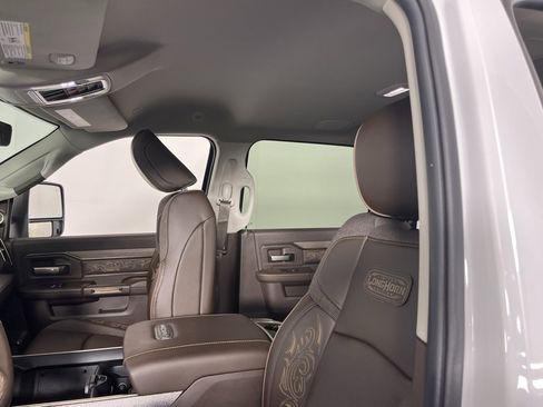 Used 2025 RAM 2500 Limited image 24