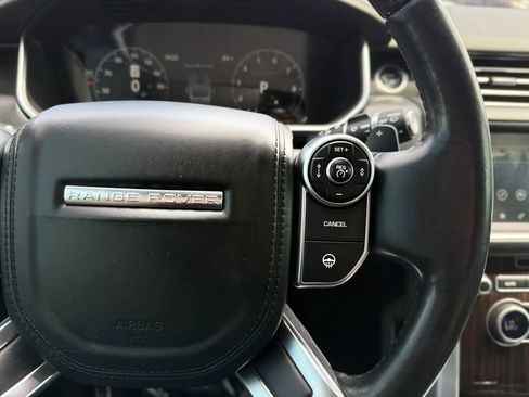 Used 2017 Land Rover Range Rover Supercharged AWD/4WD image 30