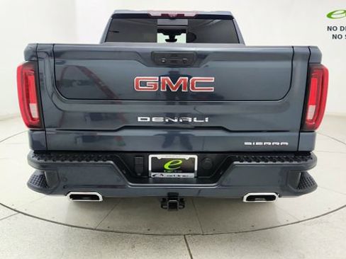 Used 2022 GMC Sierra 1500 Denali w/ Denali Reserve Package AWD/4WD image 5