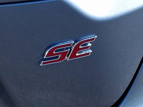 Used 2020 Toyota Corolla SE image 31