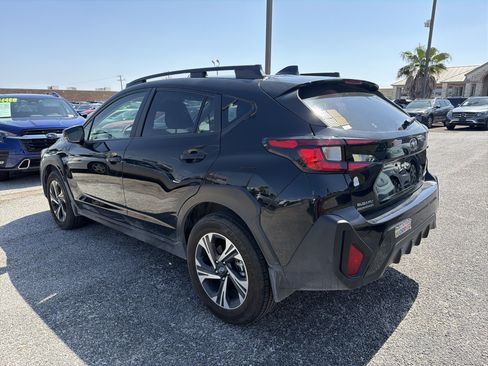 Used 2024 Subaru Crosstrek 2.0i Premium AWD/4WD image 5