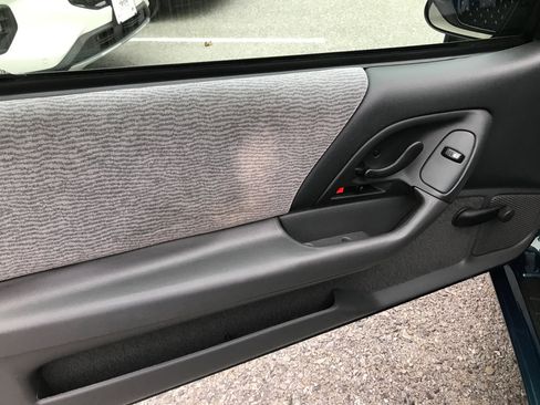 Used 1997 Chevrolet Camaro Z28 w/ Preferred Equipment Group 1 image 12