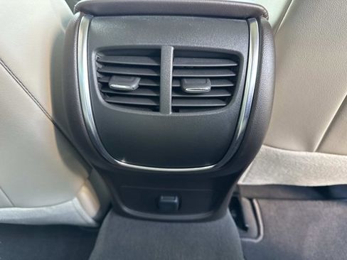 Used 2017 Buick LaCrosse Preferred image 24