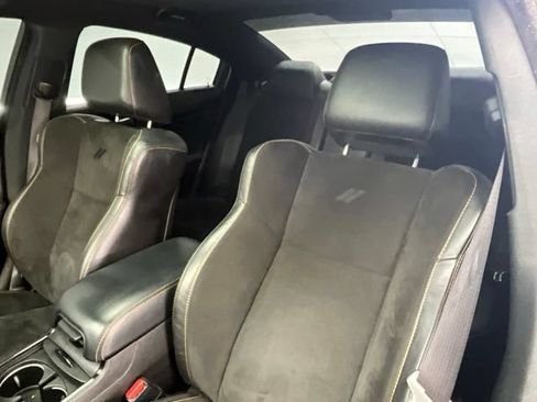 Used 2022 Dodge Charger Scat Pack RWD image 6