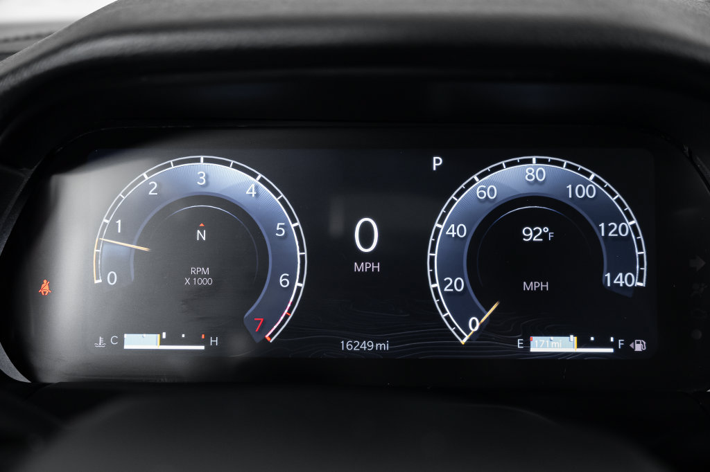 Used 2024 Jeep Grand Cherokee L Laredo AWD/4WD image 31