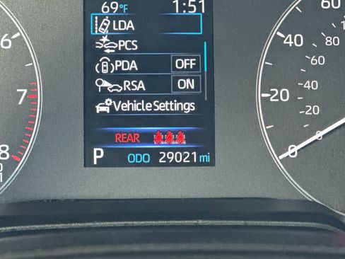 Used 2025 Toyota Corolla LE image 24