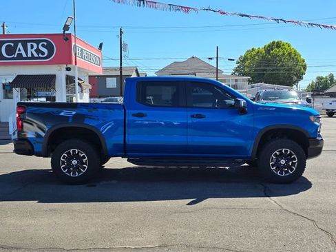 Used 2023 Chevrolet Silverado 1500 ZR2 w/ Technology Package AWD/4WD image 6