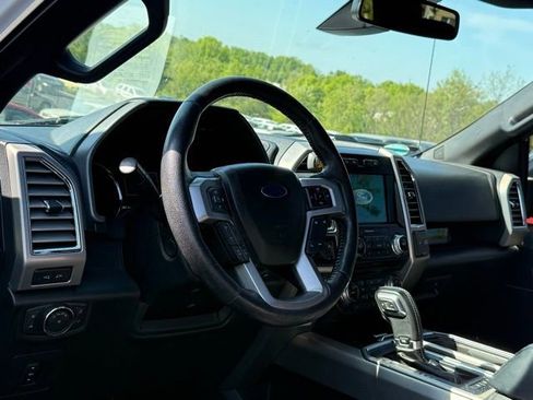 Used 2016 Ford F150 Platinum w/ Equipment Group 701A Luxury AWD/4WD image 2