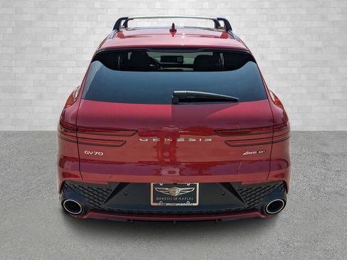 Used 2024 Genesis GV70 3.5T Sport image 3