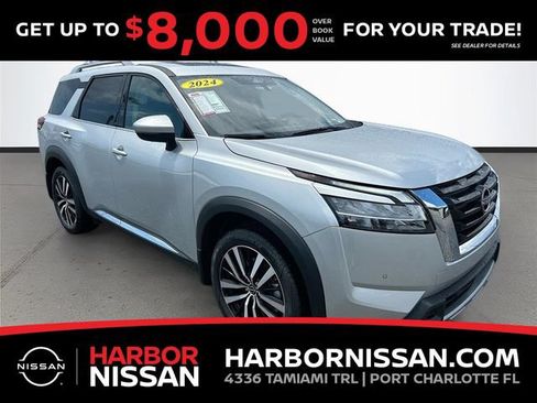 Certified 2024 Nissan Pathfinder Platinum AWD/4WD image 1