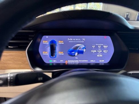 Used 2020 Tesla Model X Performance image 22
