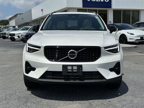 New 2026 Volvo XC40 B4 Plus w/ Protection Package Premier image 23