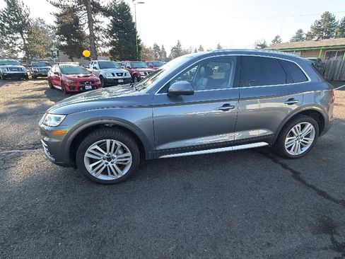 Used 2018 Audi Q5 Prestige AWD/4WD image 6
