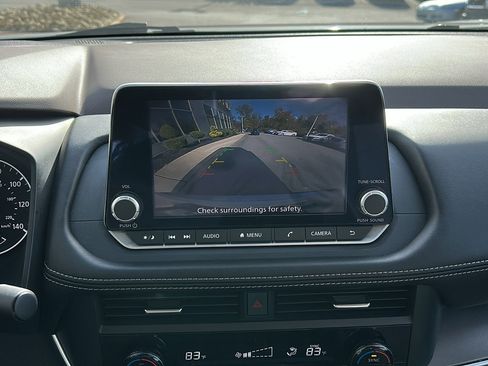 Certified 2023 Nissan Rogue SV image 18