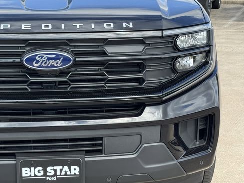 New 2026 Ford Expedition Max Active RWD image 5