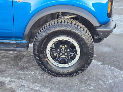 Used 2022 Ford Bronco Outer Banks w/ Sasquatch Package image 9