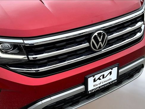 Used 2021 Volkswagen Atlas SEL AWD/4WD image 33