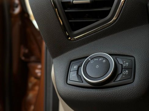 Used 2017 Ford Escape Titanium w/ Equipment Group 301A image 25