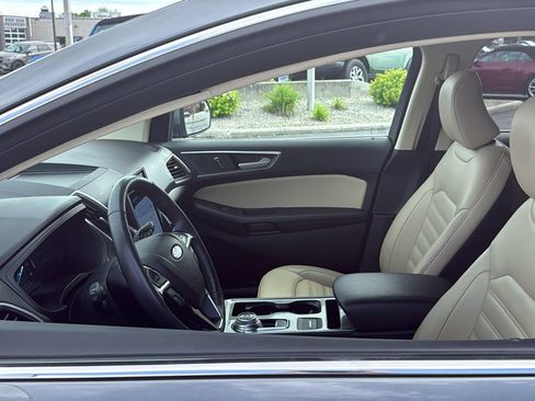 Used 2023 Ford Edge SEL w/ Convenience Package AWD/4WD image 10