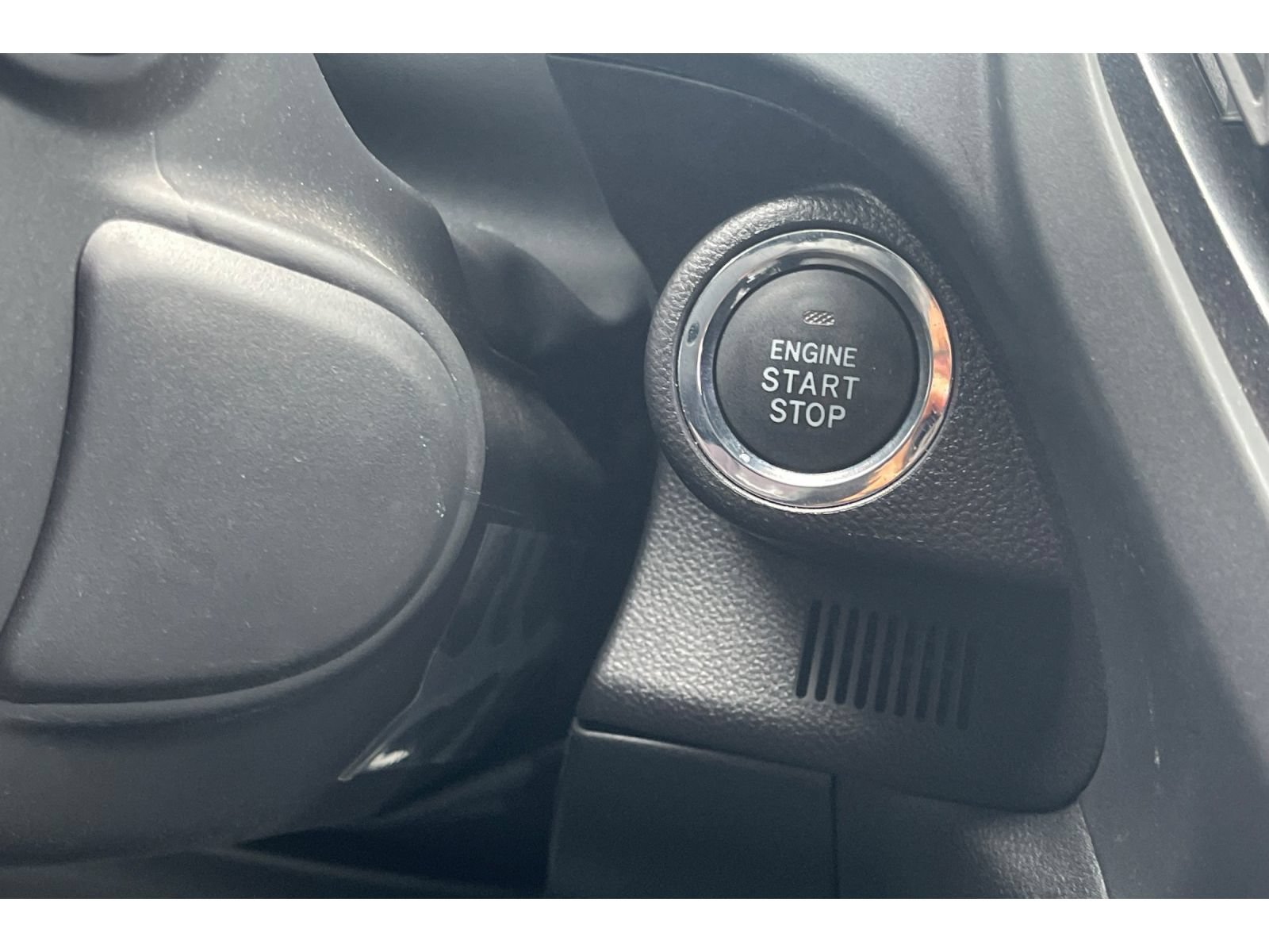 Certified 2026 Subaru Forester Premium AWD/4WD image 31