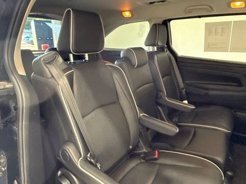Used 2025 Honda Odyssey Elite image 13