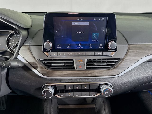 New 2026 Nissan Altima 2.5 SV FWD image 14
