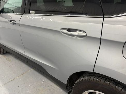 Used 2024 Ford Edge SEL AWD/4WD image 48