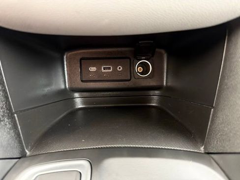 Used 2020 Chevrolet Equinox LT image 34