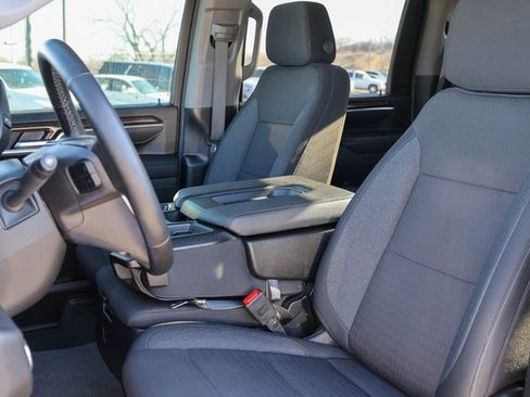 Used 2025 GMC Sierra 2500 SLE w/ SLE Value Package; image 12