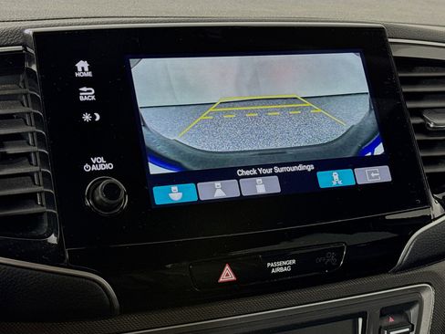 Certified 2023 Honda Passport TrailSport image 14