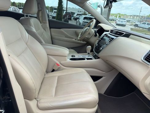 Used 2018 Nissan Murano Platinum FWD image 14