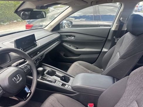 Used 2025 Honda Accord SE image 22