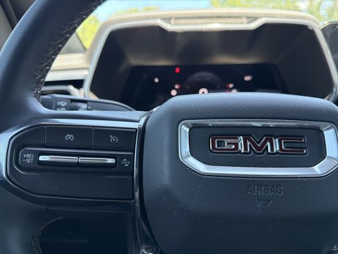 Certified 2023 GMC Canyon AT4 AWD/4WD image 10
