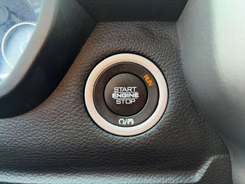 Used 2020 RAM 1500 Big Horn AWD/4WD image 32