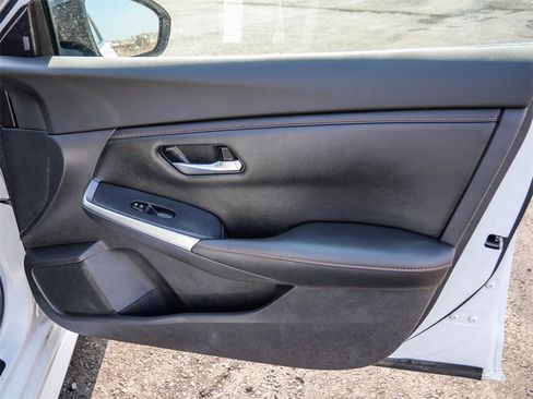 Used 2021 Nissan Sentra SR image 18