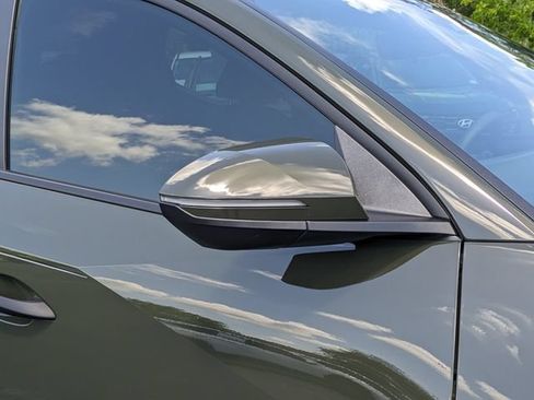 Certified 2025 Hyundai Santa Cruz SEL FWD image 12