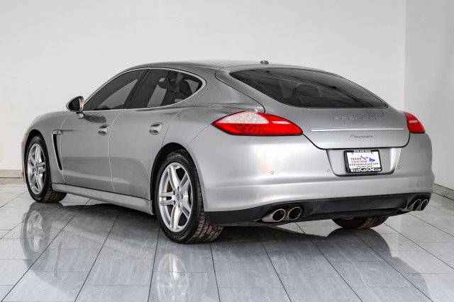 Used 2010 Porsche Panamera S RWD image 8