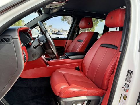 Used 2021 Rolls-Royce Cullinan AWD/4WD image 17