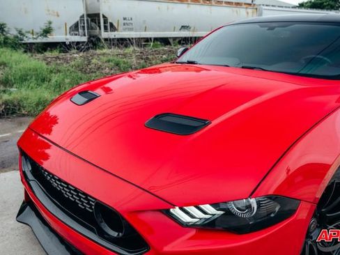 Used 2019 Ford Mustang GT w/ Black Accent Package RWD image 27